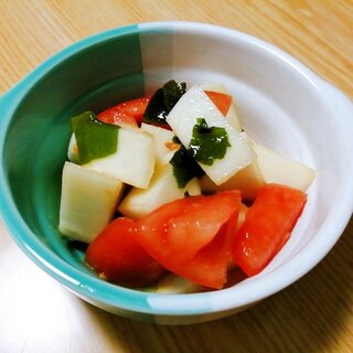 夕飯の簡単おかず☆かぶとトマトとわかめの酢醤油和え